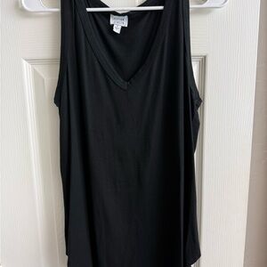 Peyton Jensen Black V-Neck Tank Top